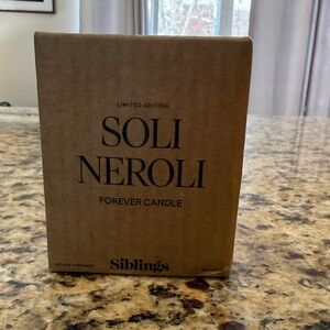 Siblings SOLI NEROLI Forever Candle